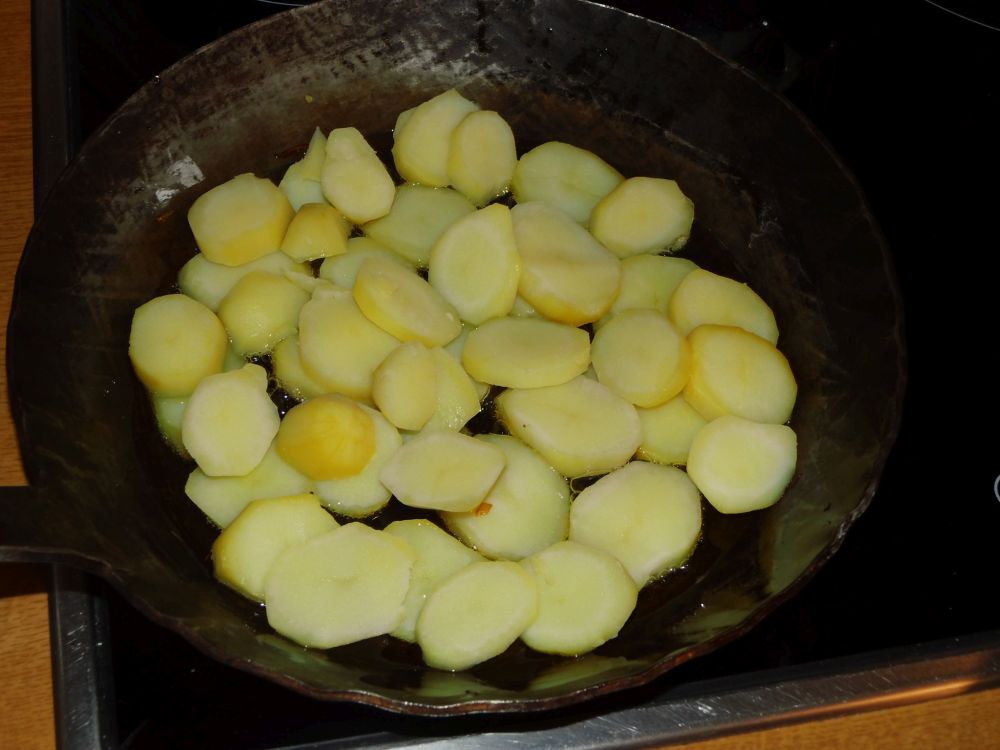 04_Kartoffeln_braten.jpg