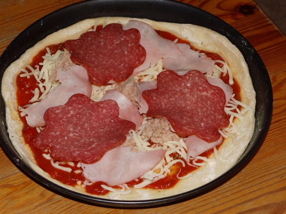 Pizza fett belegt | Grillforum und BBQ - www.grillsportverein.de