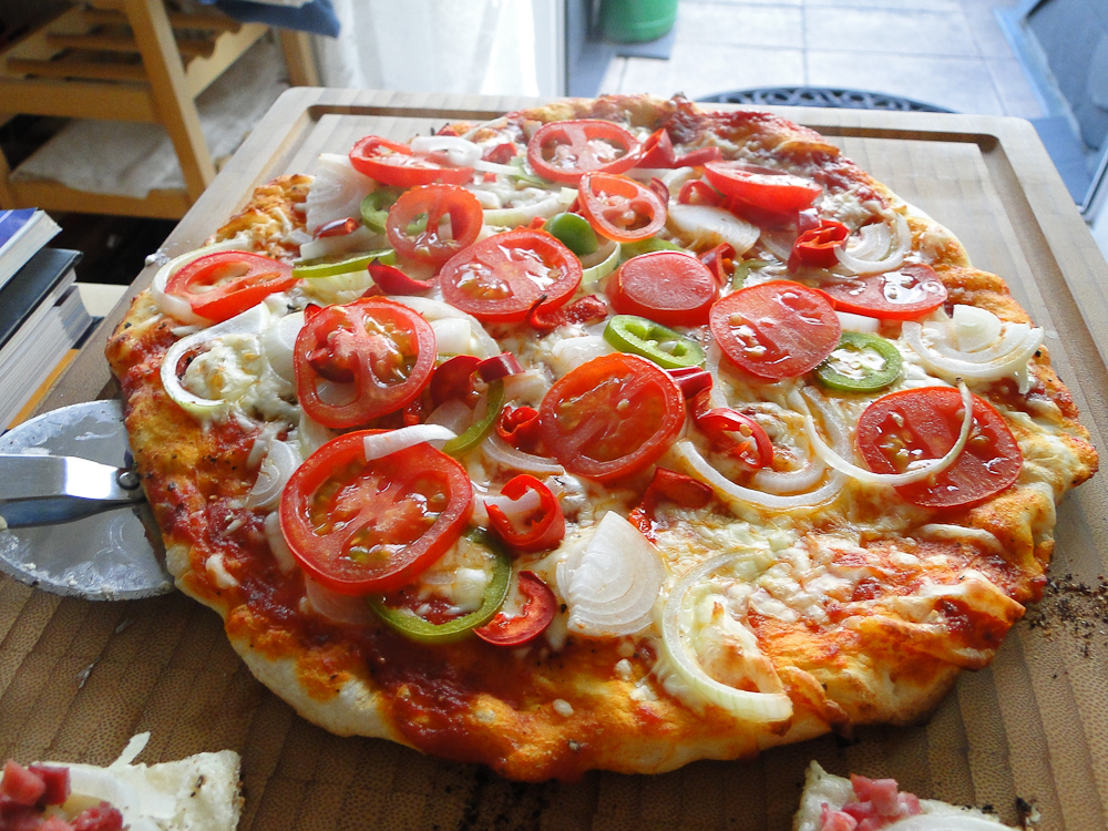 Pizza Inferno und Flammkuchen vom Gasi | Grillforum und BBQ - www