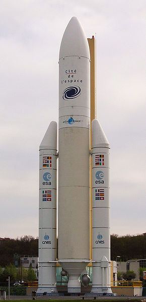 290px-Ariane_5_(mock-up).jpg