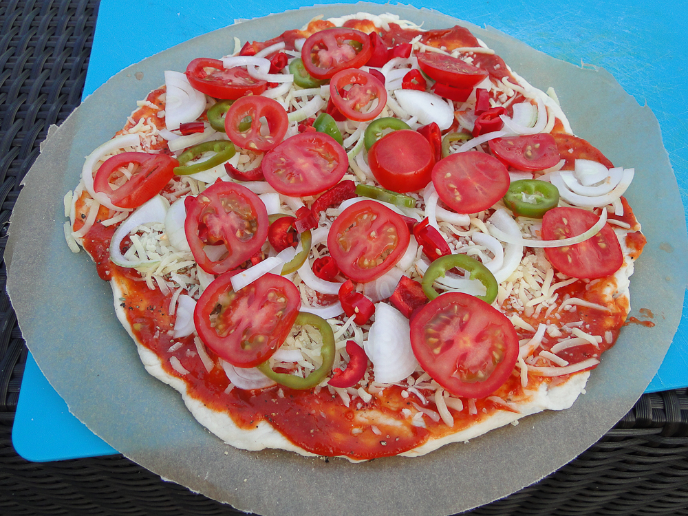 Pizza Inferno und Flammkuchen vom Gasi | Grillforum und BBQ - www