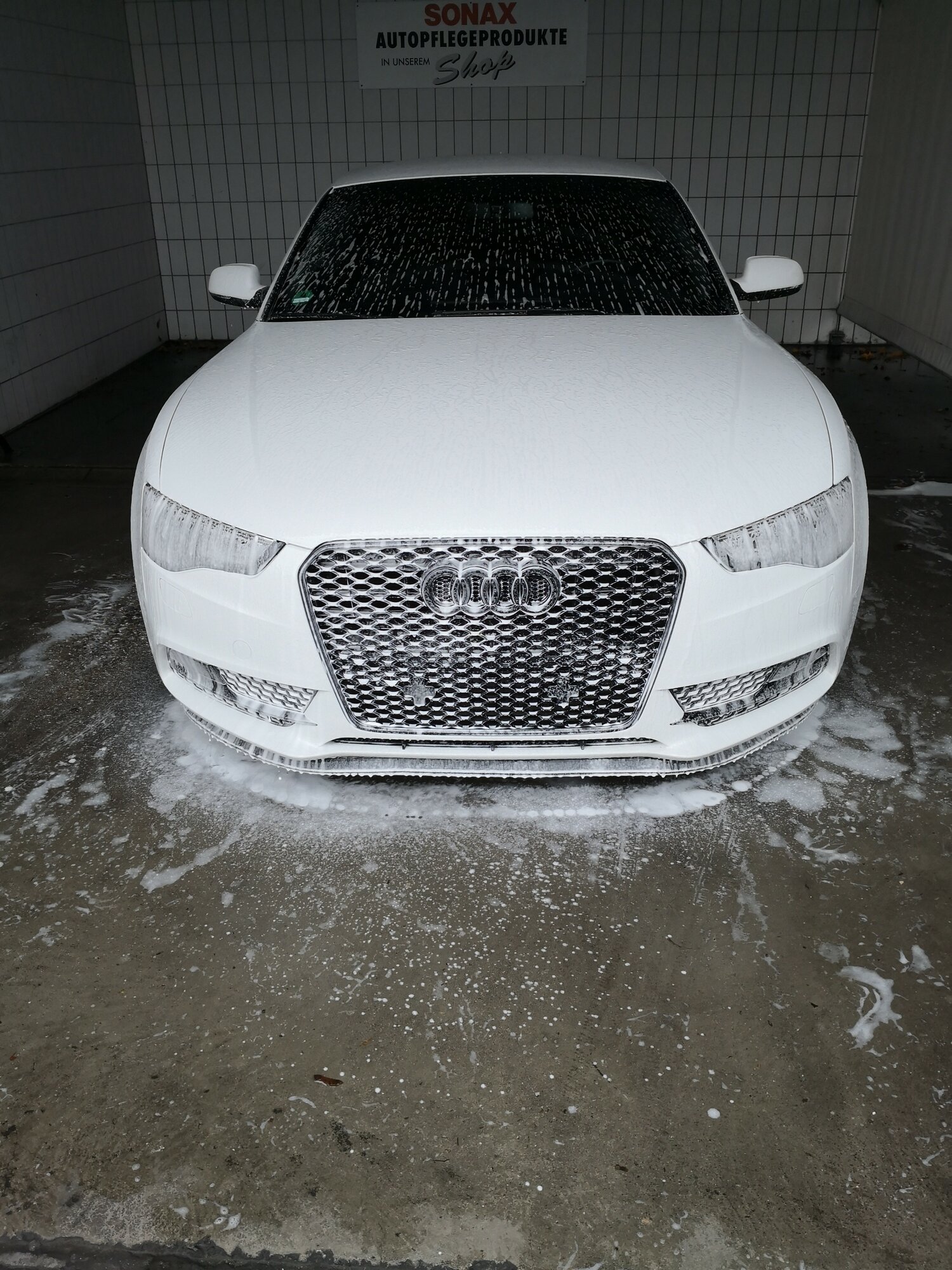 Auto waschen.jpg
