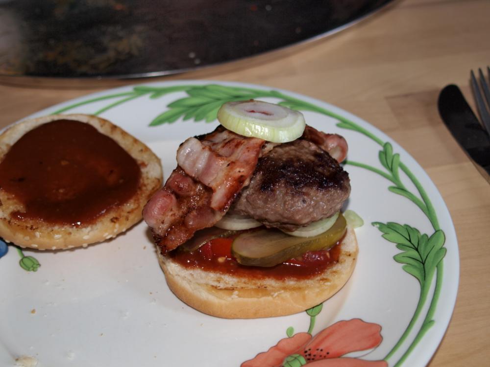 BurgerTellerbild.jpg