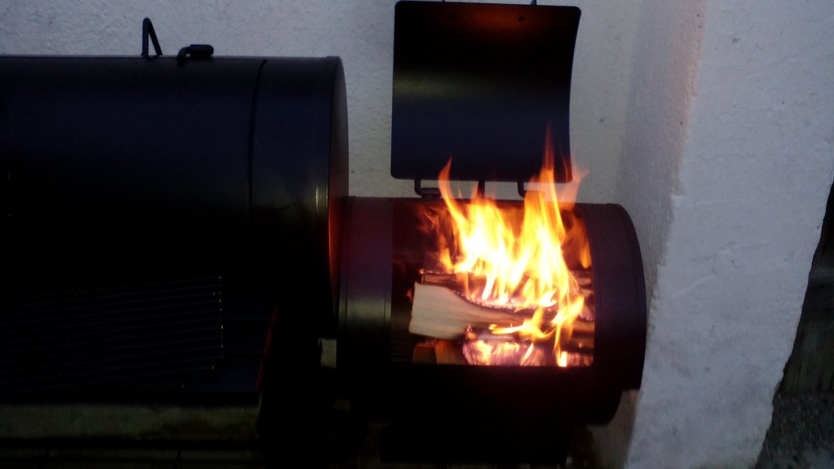 grill 100.jpg