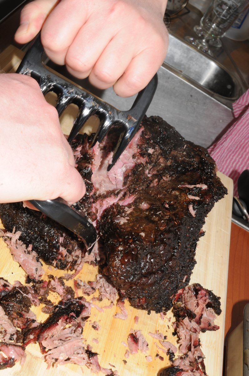 PulledBeef_pull5.JPG
