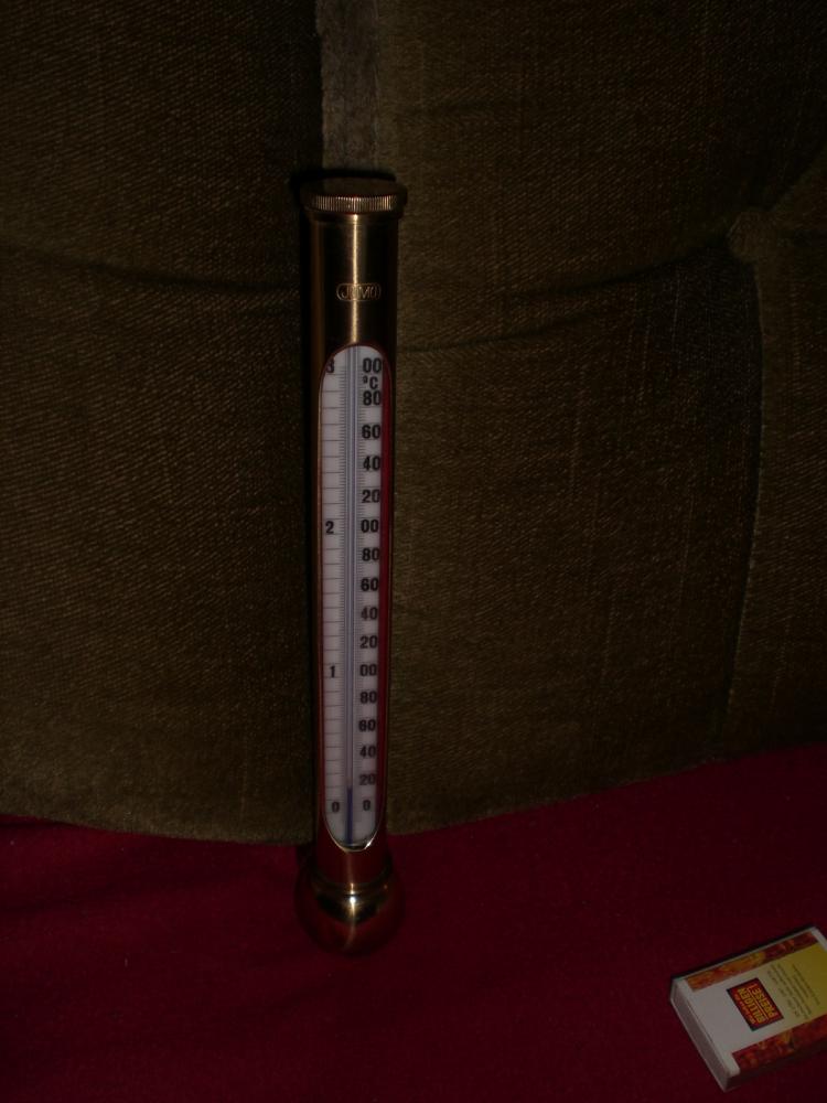 Thermometer 005.jpg