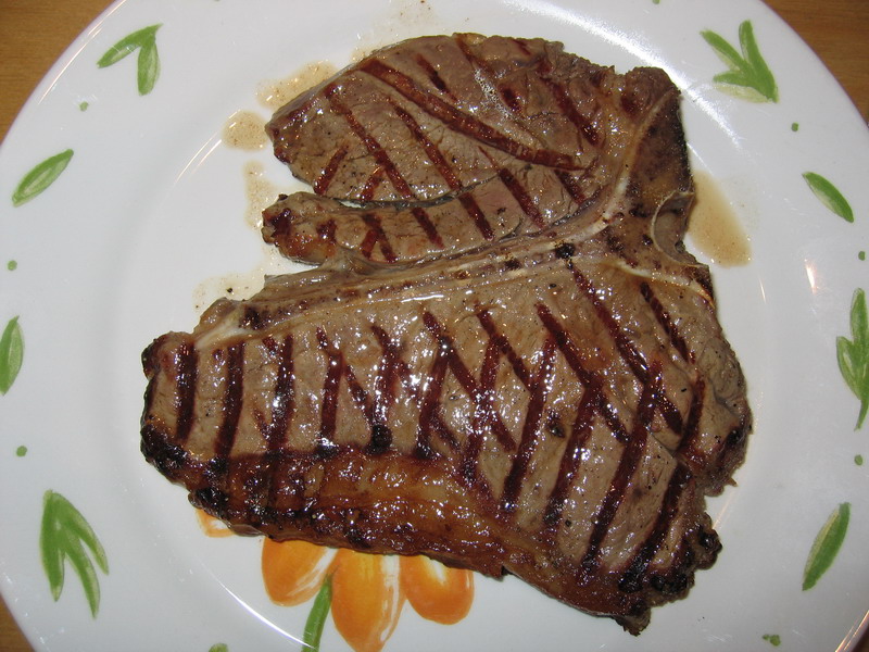 porterhouse-steaks-28.jpg