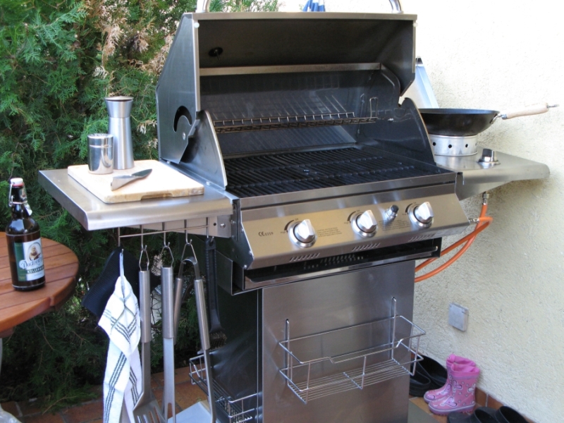 3953_SantosGrill_1.jpg